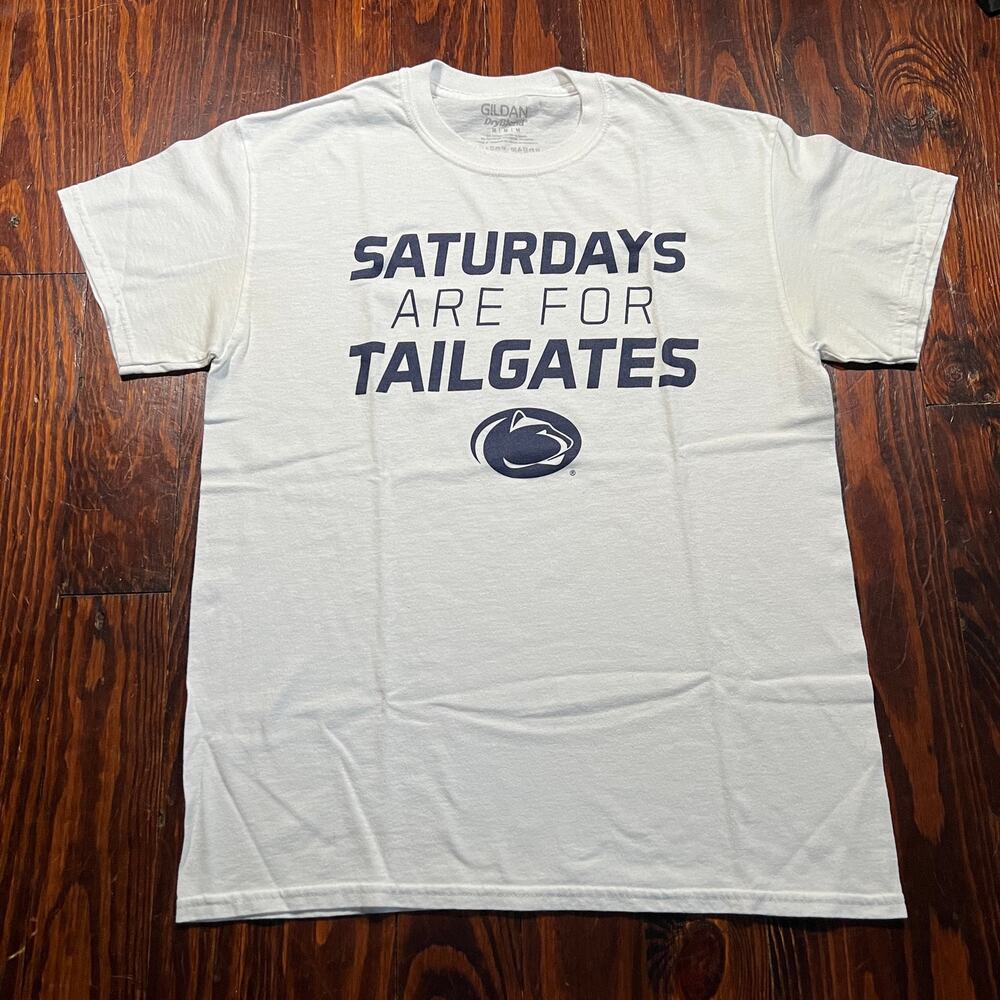 Gildan M College Graphic T-Shirt White Regular